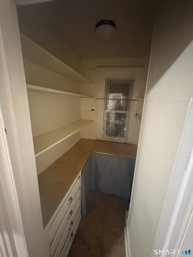 31 Coe St in Waterbury, CT - Building Photo - Building Photo