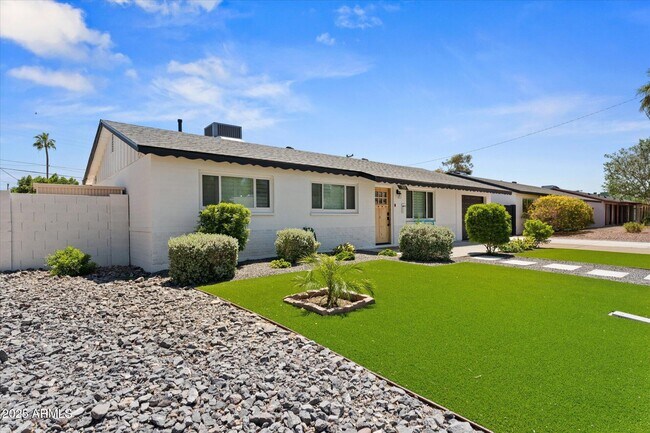 7531 E Belleview St in Scottsdale, AZ - Building Photo - Building Photo