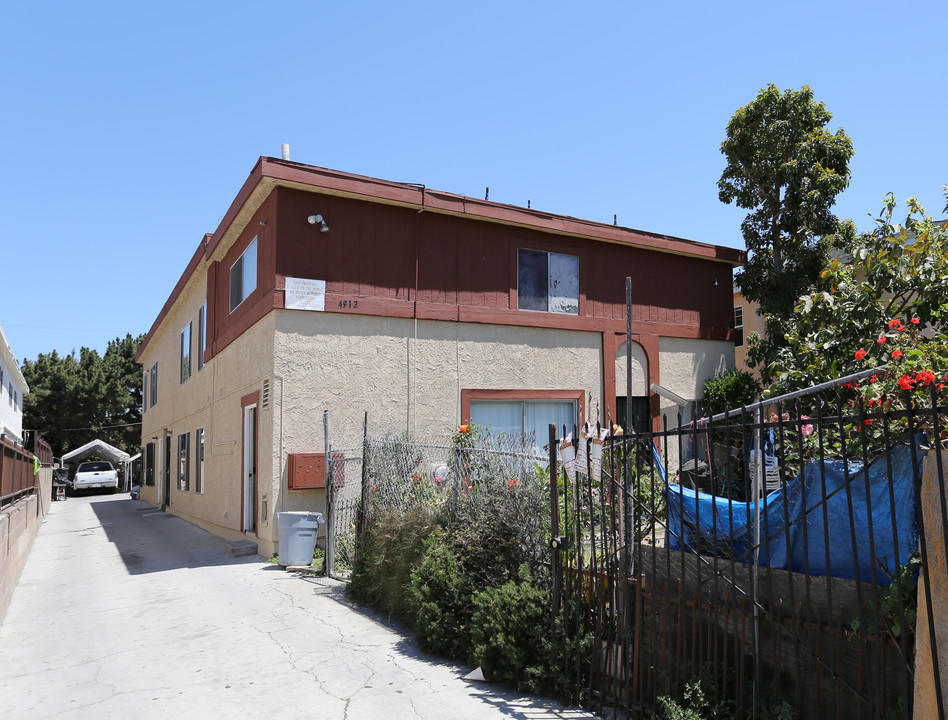 4912 S Slauson Ave in Culver City, CA - Foto de edificio