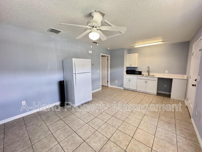 property at 1314 Washington Palm Loop