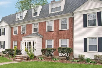 Gordonhurst Village Apartments in Montclair, NJ - Building Photo - Building Photo