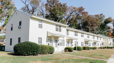 Ingleside Square Apartments in Norfolk, VA - Building Photo - Building Photo