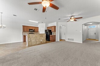 216 Teron Dr in San Marcos, TX - Building Photo - Building Photo