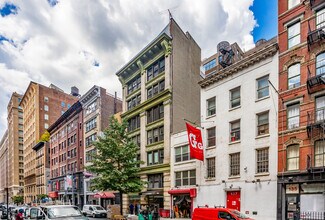 The Glassworks in New York, NY - Building Photo - Building Photo