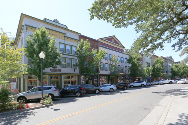 Bldg C-D