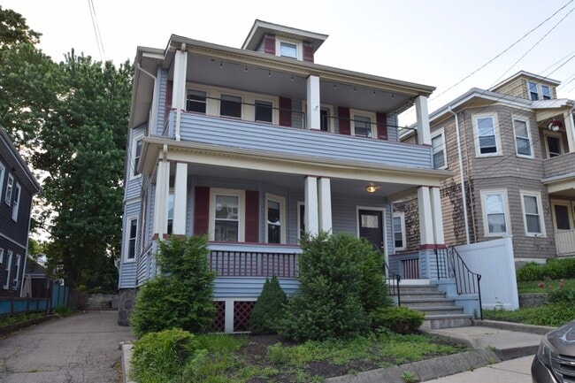 28 Atkins St, Unit 2