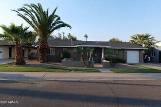 7520 E Coolidge St in Scottsdale, AZ - Building Photo - Building Photo