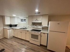 310 N Shilling Ave in Blackfoot, ID - Building Photo - Building Photo