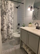 1412 Rainbow Dr in Cedar Falls, IA - Building Photo - Building Photo