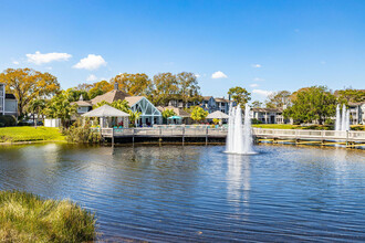 Lofton Place Apartments in Tampa, FL - Building Photo - Building Photo