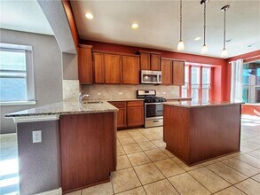 405 S Brook Dr in Leander, TX - Building Photo - Building Photo