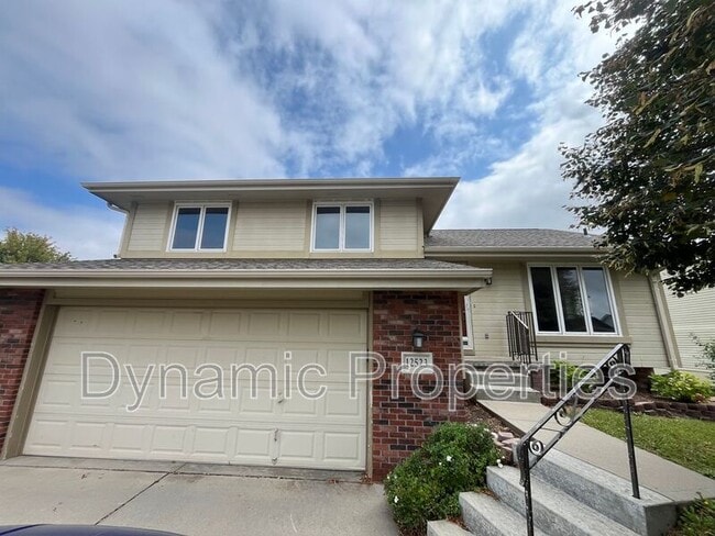 property at 12523 S 218th St