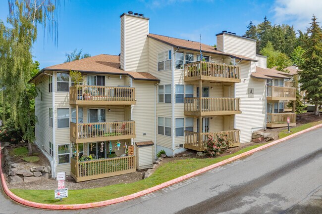 The Village at Newport in Kent, WA - Foto de edificio - Building Photo