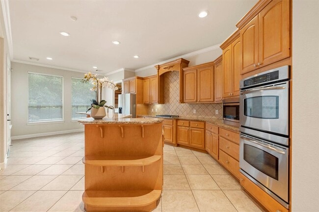 property at 3 Etude Ct