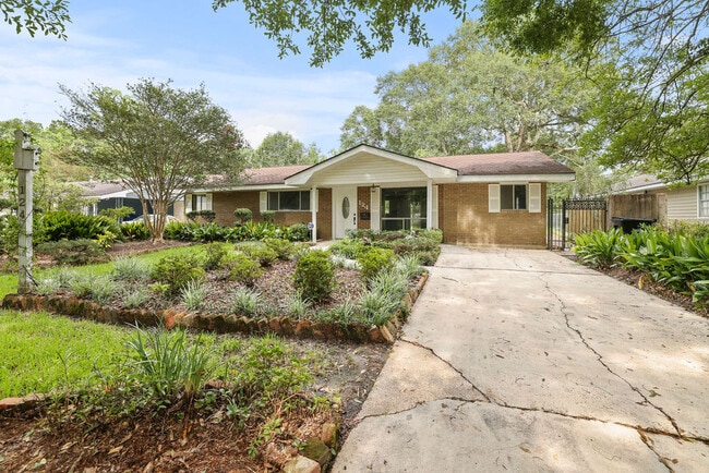 property at 124 Florence Dr