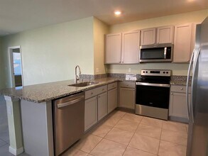 33801 Jasmine Star Lp in Wesley Chapel, FL - Building Photo - Building Photo