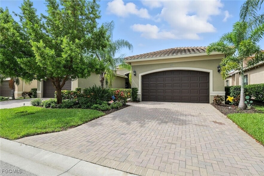 11869 Lakewood Preserve Pl in Ft. Myers, FL - Building Photo