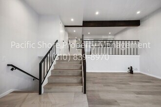 4631 Alla Rd in Marina Del Rey, CA - Building Photo - Building Photo