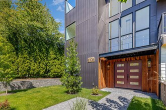 8308 25th Ave NW in Seattle, WA - Building Photo - Building Photo