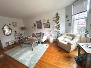 3227 W Warner Ave in Chicago, IL - Building Photo - Building Photo