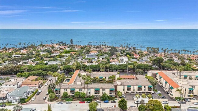 property at 6455 La Jolla Blvd