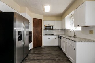 8422 Bandridge Rd in La Porte, TX - Building Photo - Building Photo