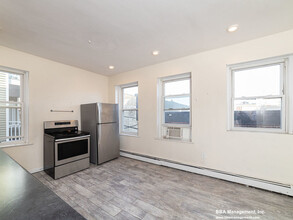 25 Chester St, Unit 4 in Boston, MA - Building Photo - Building Photo