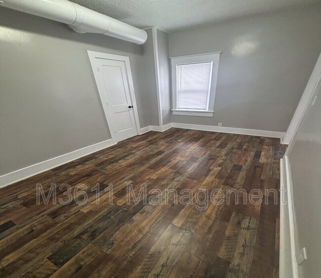 1108 Charleston St in Lincoln, NE - Building Photo - Building Photo