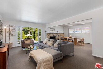 4247 Sespe Ave in Los Angeles, CA - Building Photo - Building Photo