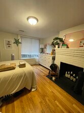 62 West Cedar St, Unit 1 in Boston, MA - Foto de edificio - Building Photo