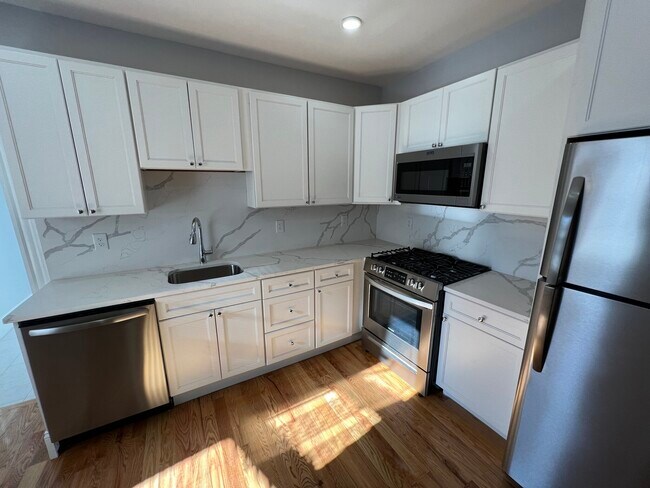 3 Oxford St, Unit 3 in Cambridge, MA - Building Photo - Building Photo