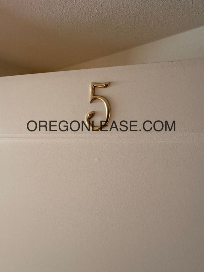 property at 1223 Ferry St