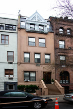 46 W 75th St in New York, NY - Building Photo - Building Photo