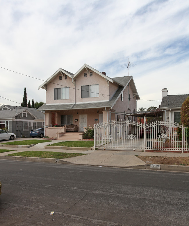 1227 N Alexandria Ave in Los Angeles, CA - Building Photo - Building Photo