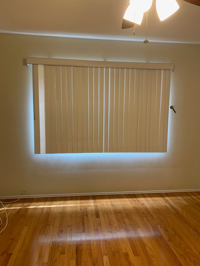1760 Silver Lake Blvd, Unit 2 in Los Angeles, CA - Building Photo - Building Photo