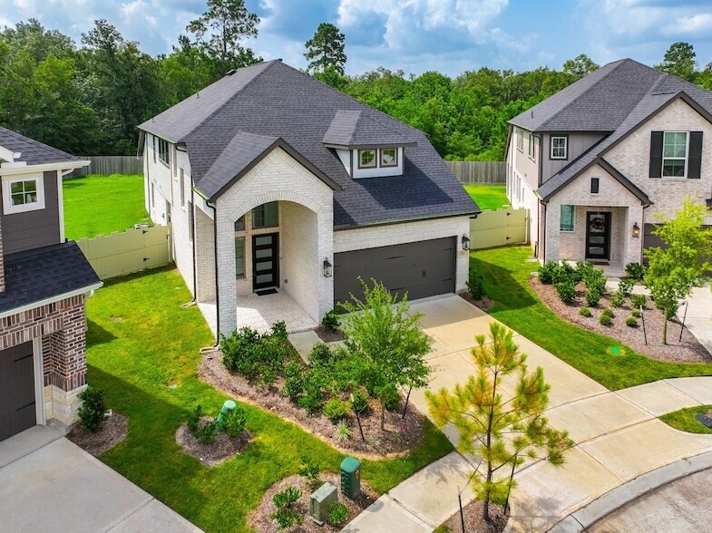17914 Purple Amaranth in The Woodlands, TX - Building Photo