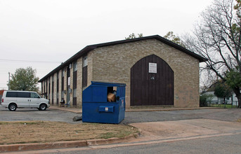 Grant Apartments in Oklahoma City, OK - Foto de edificio - Building Photo