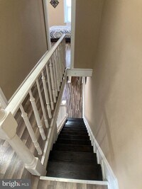 207 E Cambria St photo'