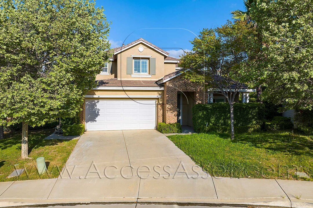 4121 Larkspur St in Lake Elsinore, CA - Building Photo