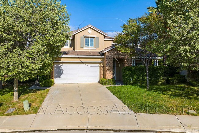property at 4121 Larkspur St