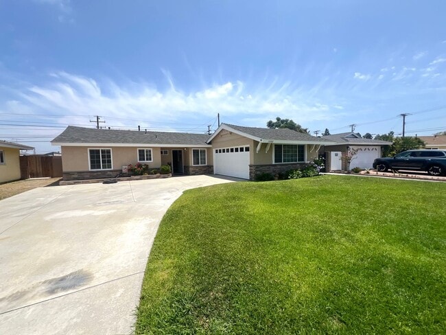 12202 Sapphire St in Garden Grove, CA - Building Photo - Building Photo