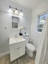 110 Astor St in Warner Robins, GA - Foto de edificio - Building Photo