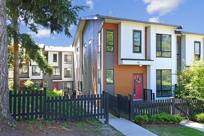 16433-16419 19 Ave in Surrey, BC - Building Photo - Building Photo