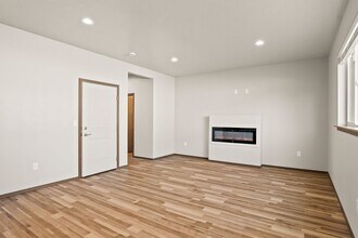 14025 E Valleyway Ave in Spokane Valley, WA - Building Photo - Building Photo