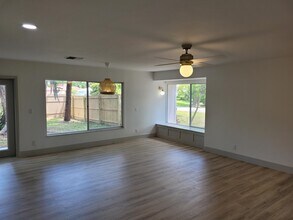 1 Clark Ln in Palm Coast, FL - Building Photo - Building Photo