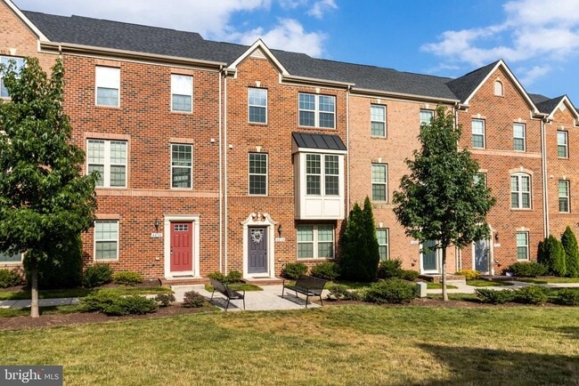 4658 Hudson St in Baltimore, MD - Foto de edificio - Building Photo
