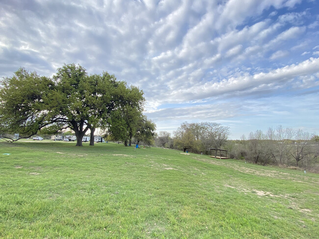 4300 TX-16 in Bandera, TX - Building Photo - Building Photo