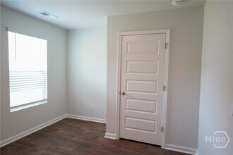 133 Painted Lady Lp in Savannah, GA - Foto de edificio - Building Photo