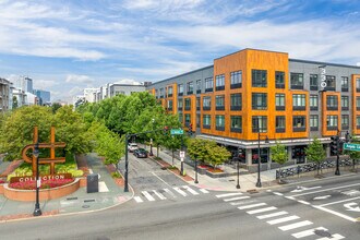 330 Angelo Cifelli in Harrison, NJ - Foto de edificio - Building Photo