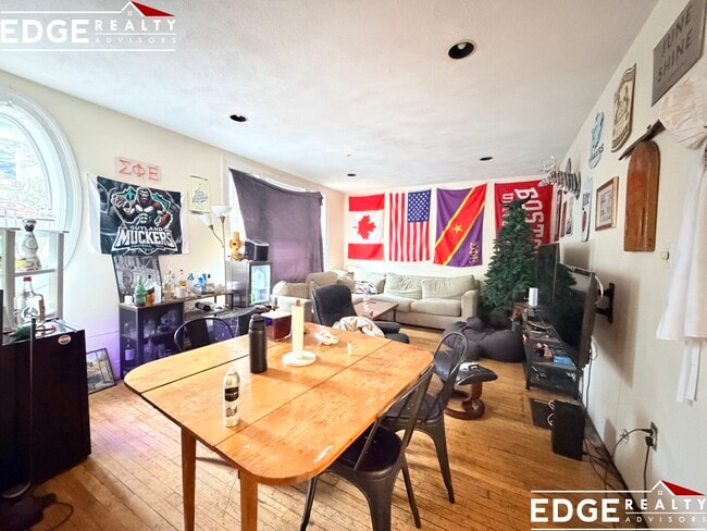 28 Wadsworth St, Unit 1